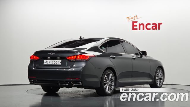 Genesis G80 2018 — photo 2