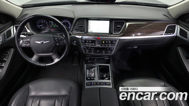 Genesis G80 2018 — photo 10