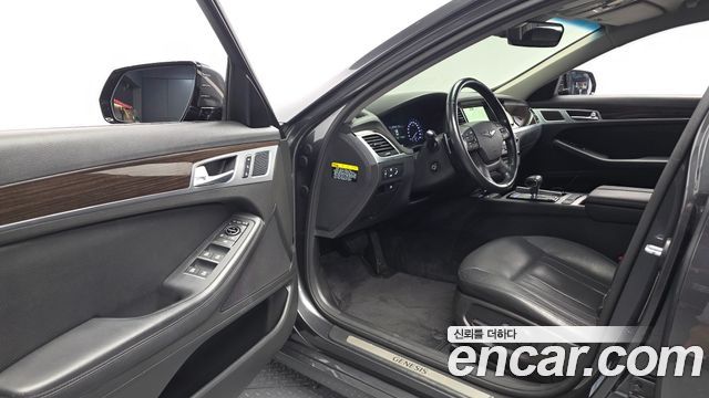 Genesis G80 2018 — photo 13