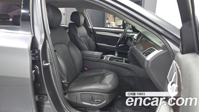 Genesis G80 2018 — photo 17