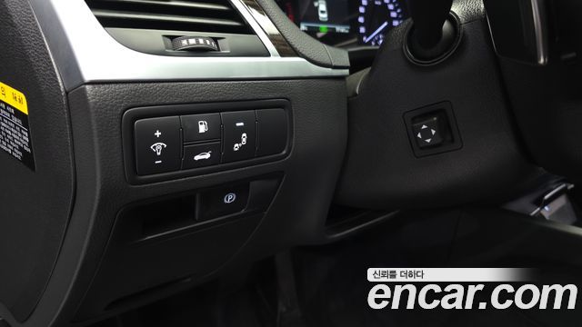 Genesis G80 2018 — photo 24