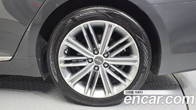 Genesis G80 2018 — photo 7