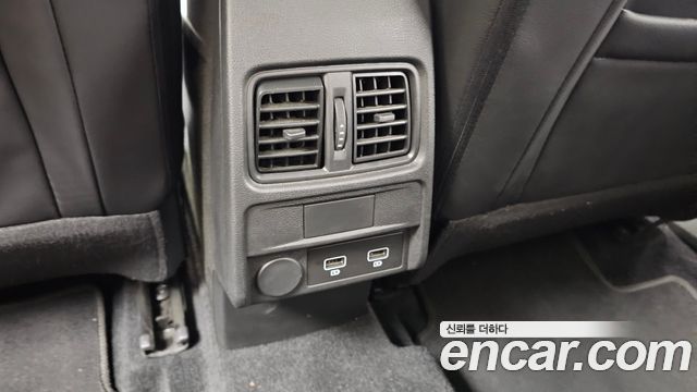 Renault Korea XM3 2022 — photo 19