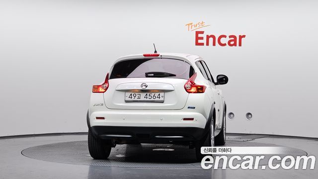 Nissan Juke 2014 — photo 4