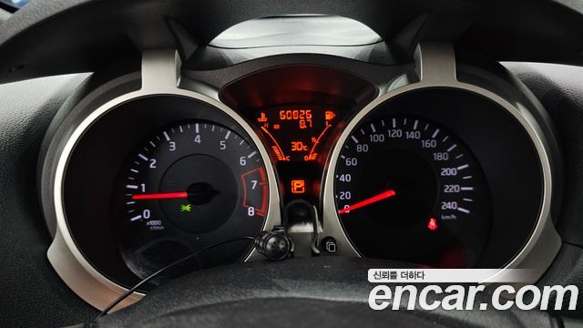 Nissan Juke 2014 — photo 8