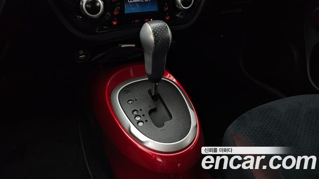 Nissan Juke 2014 — photo 9