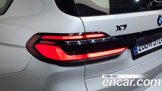 BMW X7 2024 — photo 9