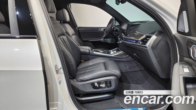 BMW X7 2024 — photo 16