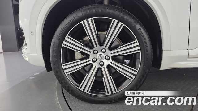 Volvo XC90 2023 — photo 5