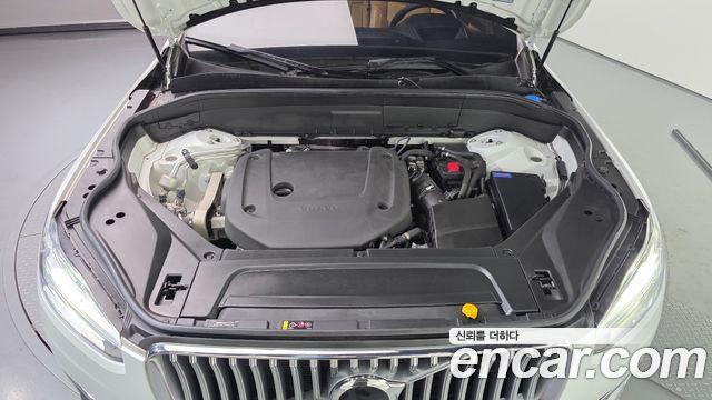 Volvo XC90 2023 — photo 6
