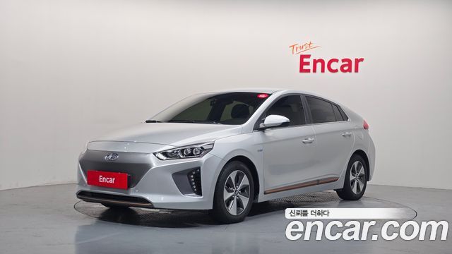 Hyundai Ioniq 2018 — photo 1