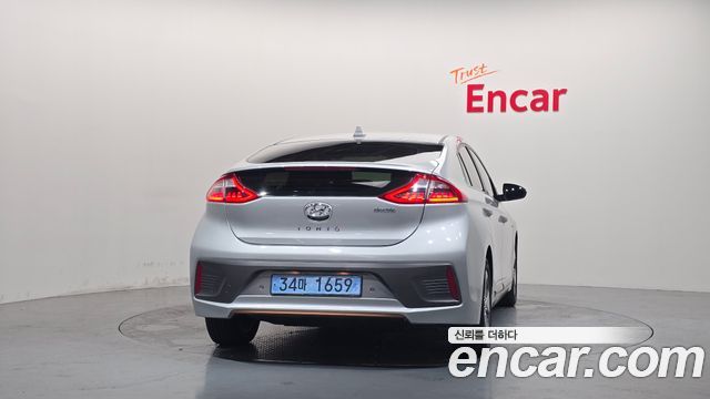 Hyundai Ioniq 2018 — photo 4