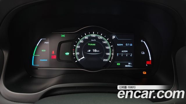 Hyundai Ioniq 2018 — photo 11