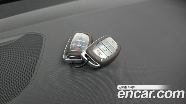 Hyundai Ioniq 2018 — photo 21