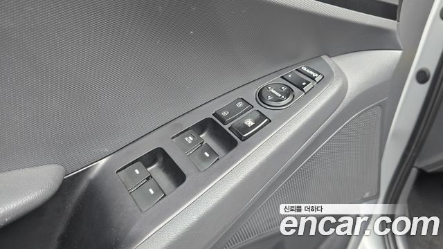 Hyundai Ioniq 2018 — photo 29