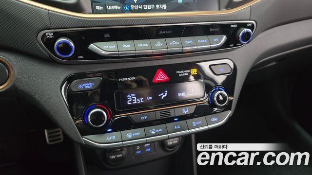 Hyundai Ioniq 2018 — photo 31