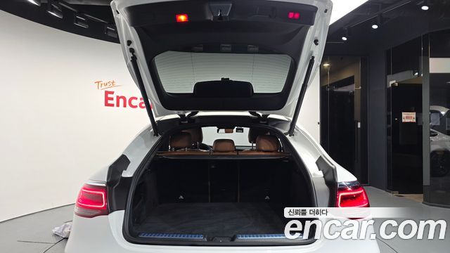 Mercedes-Benz GLC-Class 2020 — photo 26