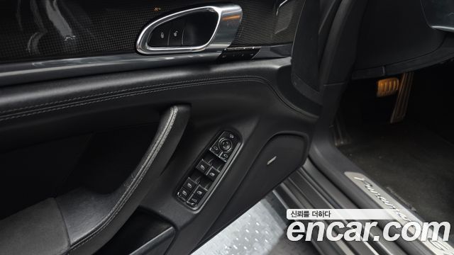 Porsche Panamera 2014 — photo 18