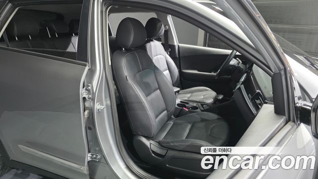 Kia Niro 2022 — photo 17