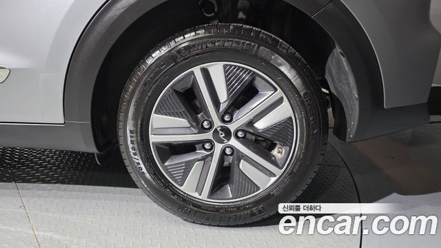 Kia Niro 2022 — photo 7