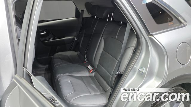 Kia Niro 2022 — photo 16