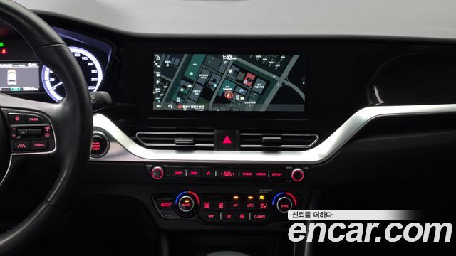 Kia Niro 2022 — photo 30