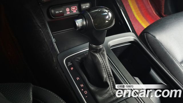 Kia Sorento 2016 — photo 9