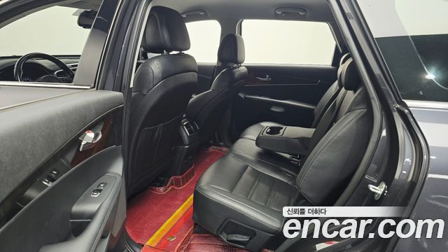 Kia Sorento 2016 — photo 11