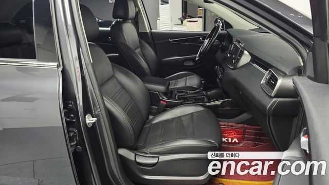 Kia Sorento 2016 — photo 12