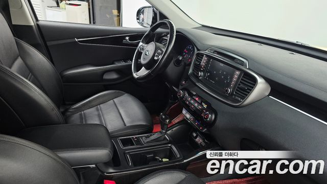 Kia Sorento 2016 — photo 19