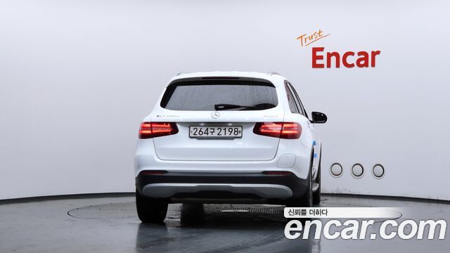Mercedes-Benz GLC-Class 2019 — photo 4