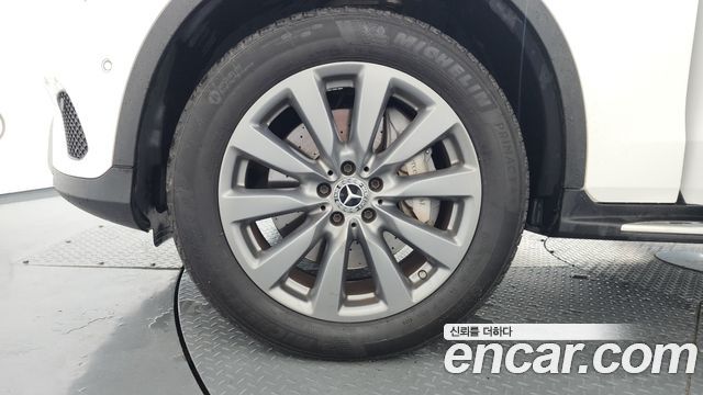 Mercedes-Benz GLC-Class 2019 — photo 5