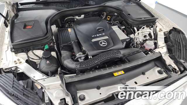 Mercedes-Benz GLC-Class 2019 — photo 6