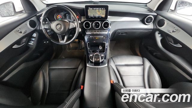 Mercedes-Benz GLC-Class 2019 — photo 10