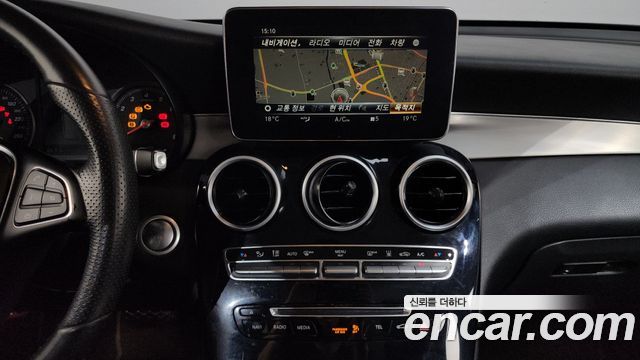 Mercedes-Benz GLC-Class 2019 — photo 18