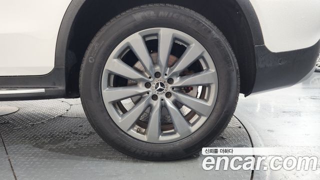 Mercedes-Benz GLC-Class 2019 — photo 7