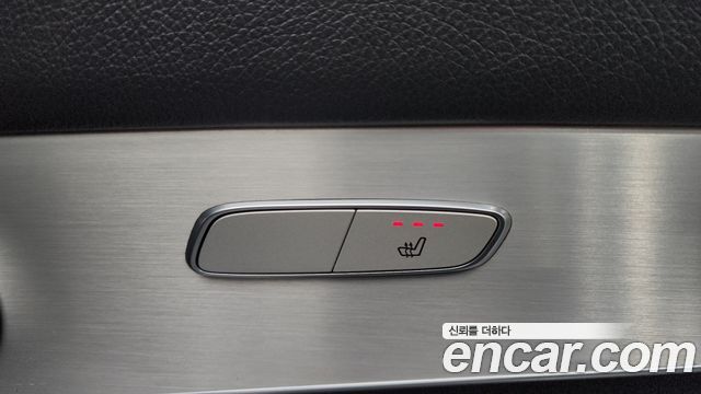 Mercedes-Benz GLC-Class 2019 — photo 31