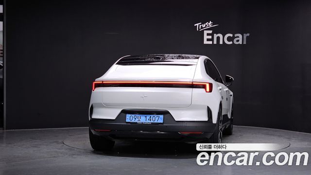 Polestar Polestar 4 2025 — photo 4