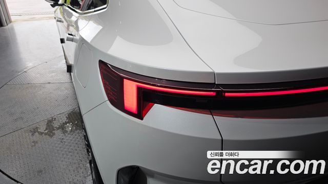 Polestar Polestar 4 2025 — photo 9