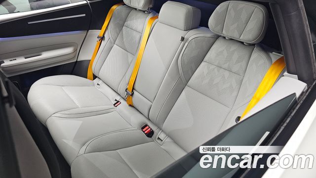 Polestar Polestar 4 2025 — photo 30