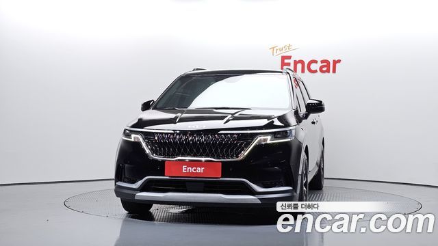 Kia Canival 2023 — photo 3