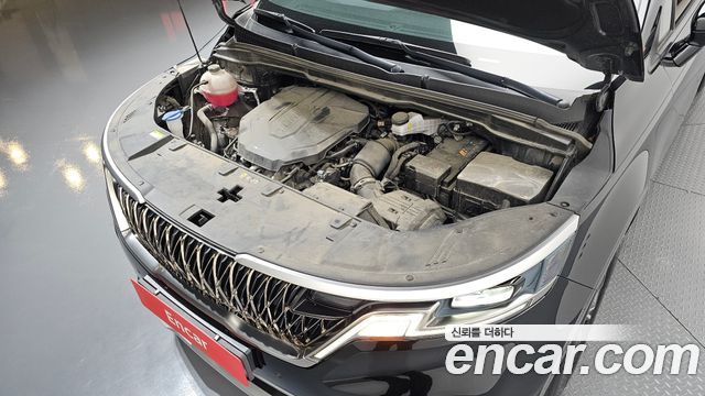Kia Canival 2023 — photo 6