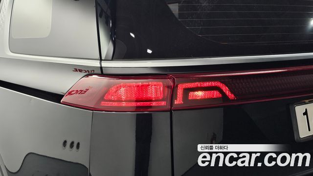 Kia Canival 2023 — photo 9