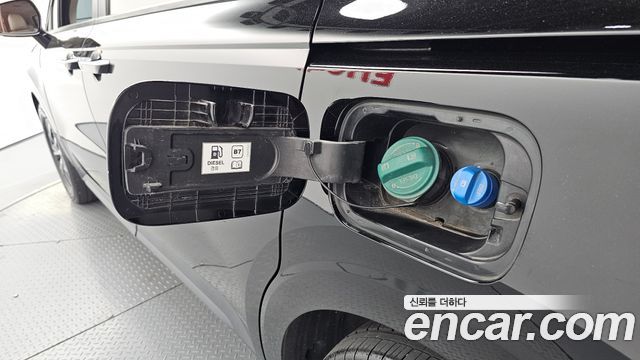 Kia Canival 2023 — photo 32