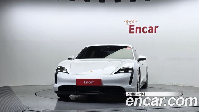 Porsche Taycan 2022 — photo 3
