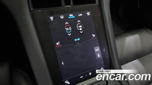 Porsche Taycan 2022 — photo 27