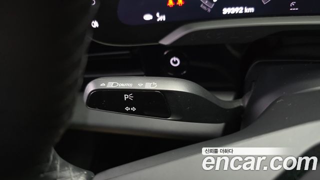 Porsche Taycan 2022 — photo 35