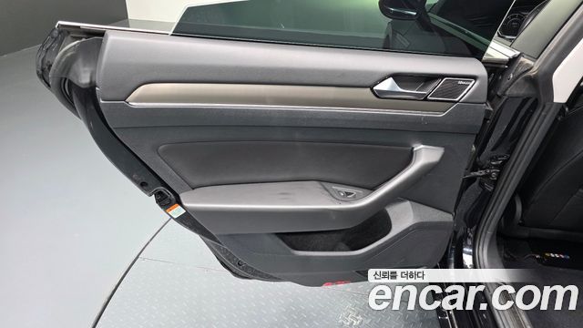 Volkswagen Arteon 2019 — photo 15