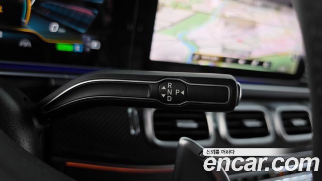Mercedes-Benz GLE-Class 2021 — photo 12