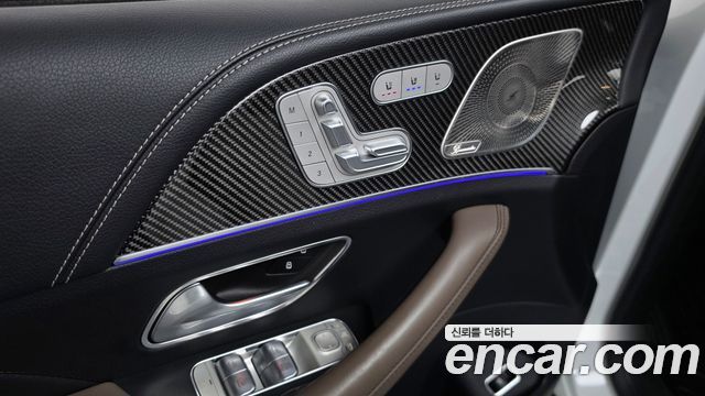Mercedes-Benz GLE-Class 2021 — photo 25